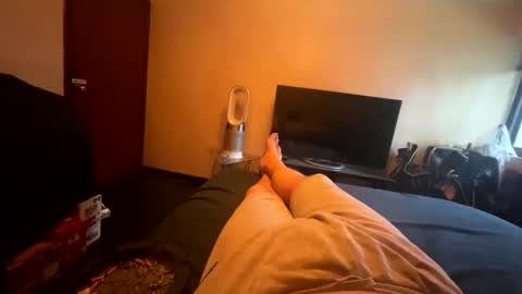 010_uwu online show from April 20, 11:08 pm