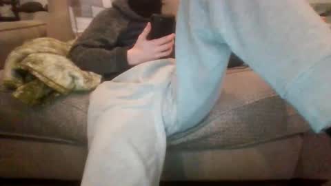 Snapshot of 029719 chatting on October 23, 10:54 pm Cute boi online show from October 23, 10:54 pm
