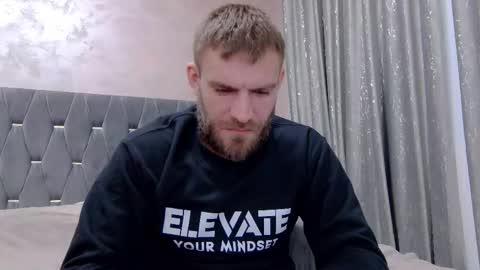 10in_deluxe online show from February 5, 7:34 am