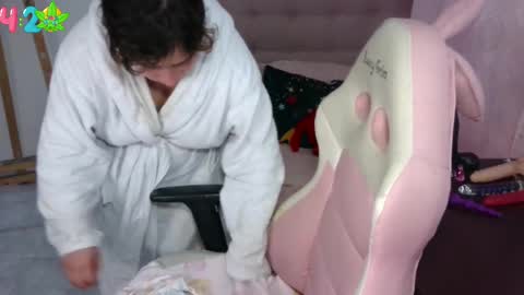 111lucygrim111 online show from September 11, 5:03 pm