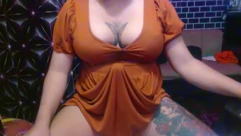  i am trixie im Your Selfsucking Mistress  online show from March 29, 2:35 am