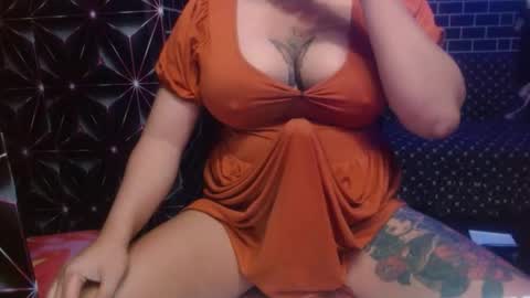  i am trixie im Your Selfsucking Mistress  online show from February 19, 6:01 am