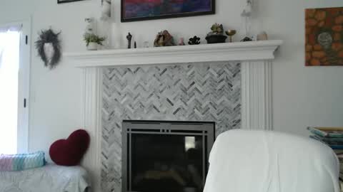 Aurora Willows online show from March 13, 7:06 pm