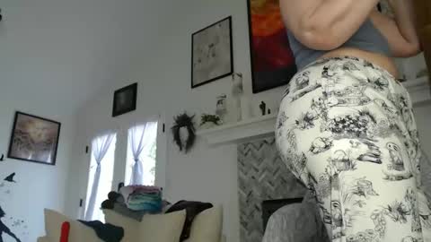 Aurora Willows online show from November 24, 7:34 pm