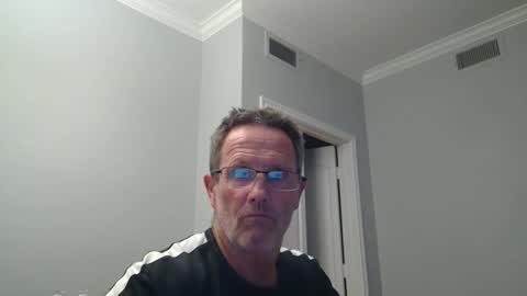 13glanmorfa online show from April 3, 4:41 am