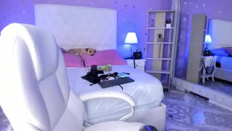 Scarlette  online show from September 20, 3:53 am