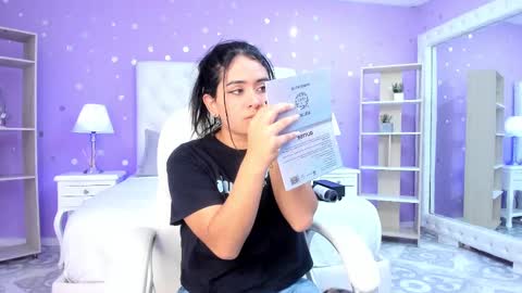 Scarlette  online show from September 18, 3:32 am