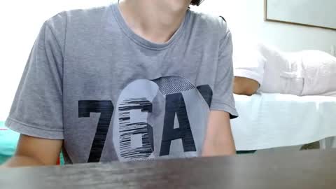 18and45couple online show from May 4, 2:18 am