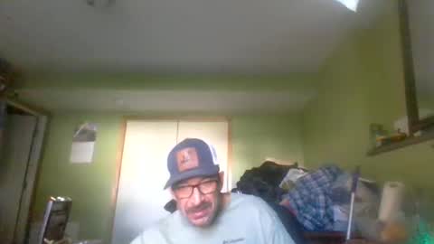 Snapshot of 1eyedjack7 chatting on October 7, 6:26 pm 1eyedjack7 online show from October 7, 6:26 pm