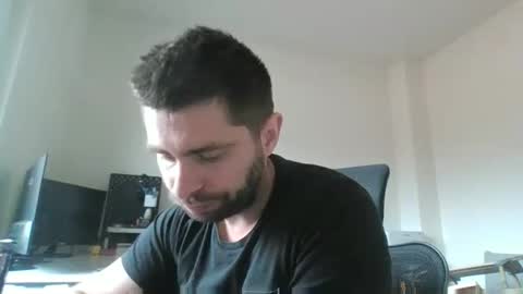 kam online show from April 14, 7:11 am