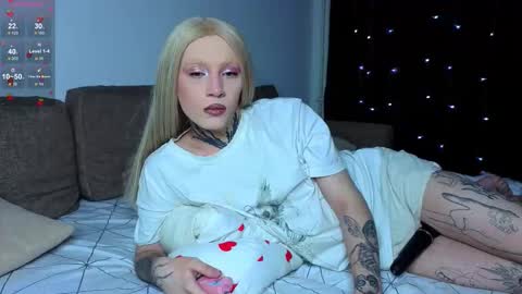 Michelle online show from February 27, 7:50 pm