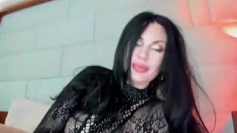 Onna online show from January 12, 7:32 am