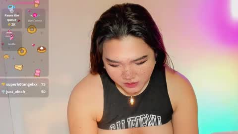 1lovelymess online show from March 12, 5:46 am