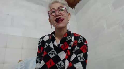 Miss Monserrate online show from January 17, 10:11 am