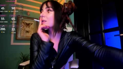 Moona  online show from October 27, 4:29 pm