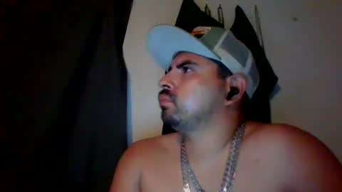Snapshot of 210chulo chatting on February 13, 8:59 am 210chulo online show from February 13, 8:59 am