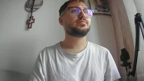 21jus online show from October 24, 11:44 am