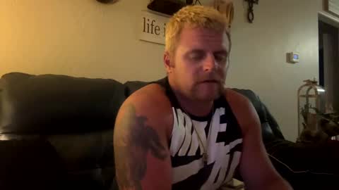 22bigelo2316 online show from November 19, 11:47 pm