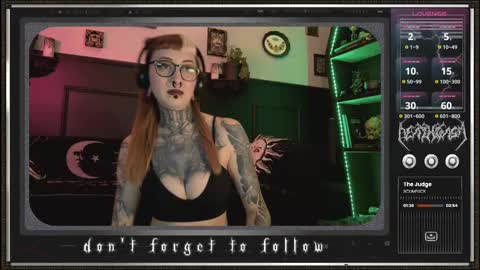 Juune online show from February 22, 7:25 pm