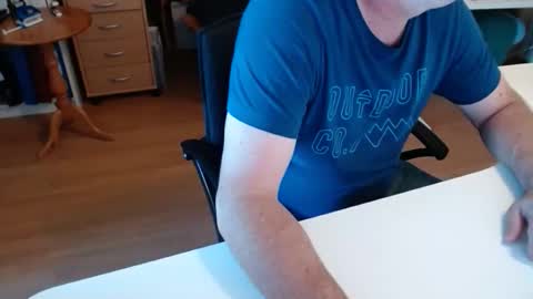 Snapshot of 69pifpaf chatting on October 13, 1:02 pm 69pifpaf online show from October 13, 1:02 pm