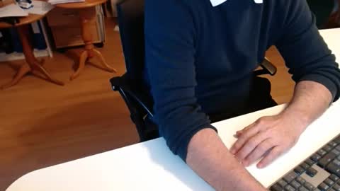 Snapshot of 69pifpaf chatting on October 2, 4:50 pm 69pifpaf online show from October 2, 4:50 pm