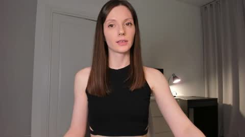 Anna online show from March 18, 8:15 pm