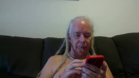 808dred online show from April 18, 7:40 pm