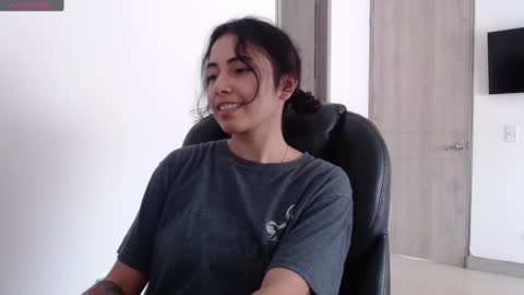 Addison  online show from December 24, 6:28 pm