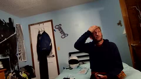 8over6 online show from December 7, 3:42 am