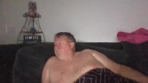 9gecko696969 online show from February 22, 9:34 am