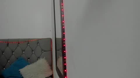 DERECK online show from February 15, 9:52 am