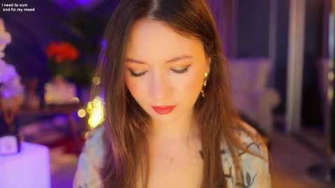 Sophia  online show from April 2, 2:30 am