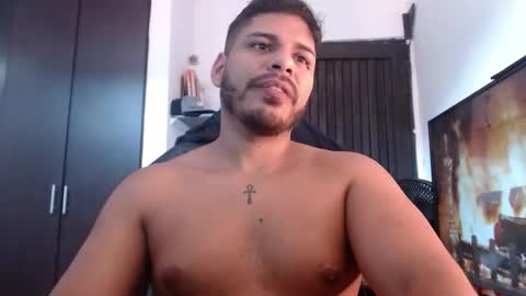 _28omar online show from October 13, 12:29 pm