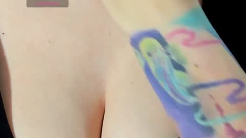 Snapshot of _aliice_1 chatting on January 22, 1:32 pm  Alice  online show from January 22, 1:32 pm