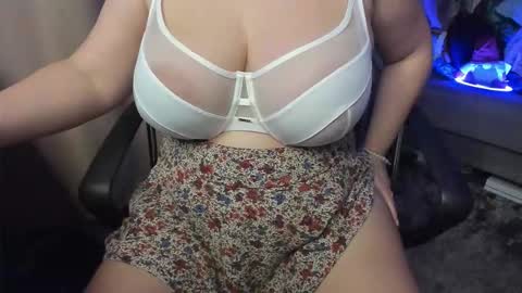 lisa online show from December 21, 9:10 pm