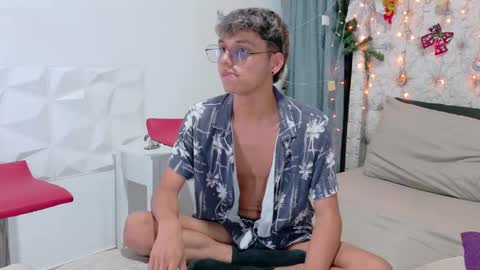 Andres online show from December 21, 10:30 pm