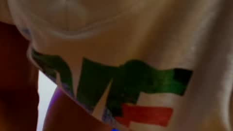 _andrewfalcon2 online show from February 4, 12:33 pm