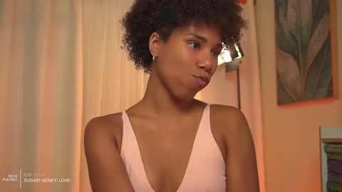 Snapshot of _angeleyes chatting on September 16, 10:35 pm Angie -  online show from September 16, 10:35 pm