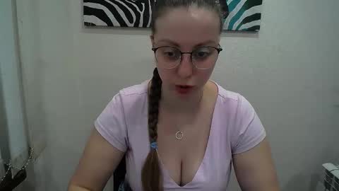 Anna online show from March 18, 7:47 am