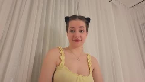 Anna online show from March 13, 2:20 pm