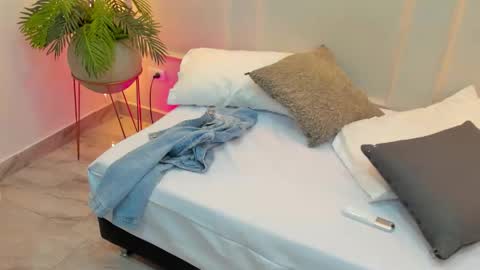 _arianasweet online show from November 23, 8:29 pm