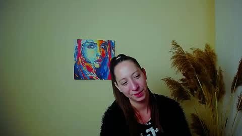 _astraia_ online show from June 3, 9:23 am