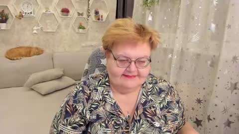 Louise  ONLY IN PVT  Masturbation with dildo and cum  Naked  Show and play with pussy  Blow job  Hand job  ONLY IN PVT  online show from December 20, 8:55 pm