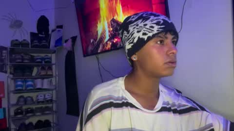 _billowy_ online show from December 19, 2:07 am