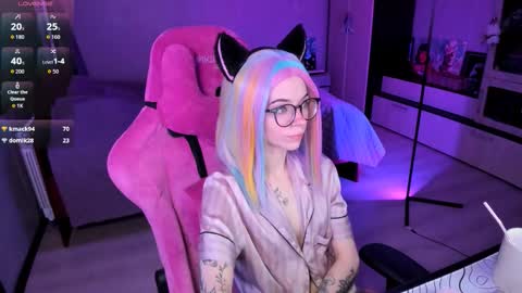 Snapshot of _black_fox__ chatting on October 18, 11:09 pm Olivia Subscribe to my Fansly -   online show from October 18, 11:09 pm