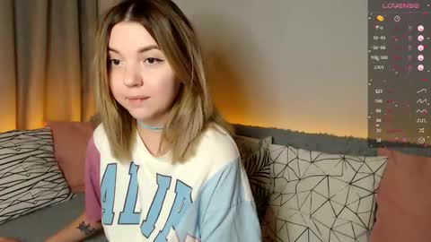 Elizabeth online show from November 24, 10:52 pm