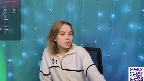 _capybara0_0 online show from March 8, 7:20 pm