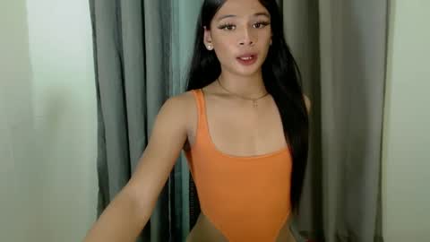 Kate flores online show from February 3, 4:10 pm