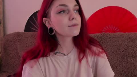 Caroline online show from April 4, 12:01 pm