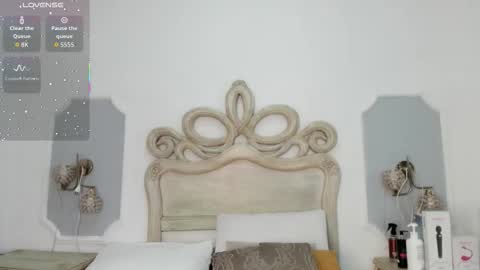 Chloe  online show from March 21, 11:37 am